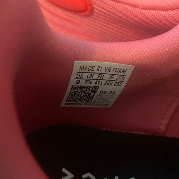 Adidas swift run pink sneakers sz 9 - Picture 5 of 6